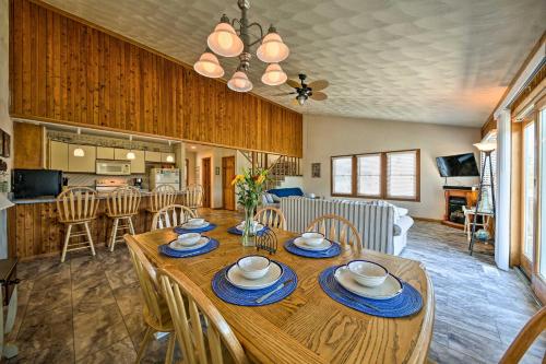 Private Boat Dock Fall Escape in Outer Banks! in Elizabeth City (NC)