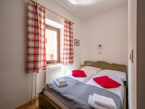Apartment House Berghi - image 6
