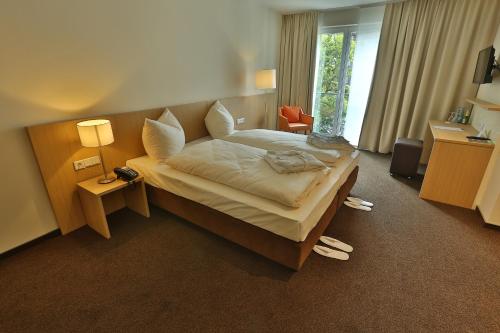2 twin beds