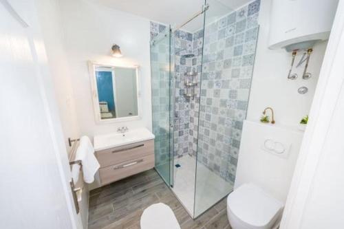 Apartment in Zaton (Zadar) with Terrace, Air conditioning, Wi-Fi, Washing machine (4814-6)