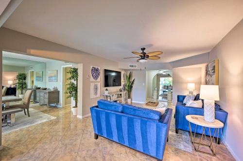 Naples Condo with Enclosed Balcony and Lake Views!, Naples (fotografie 6)
