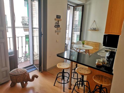 Kitchen, Apartamentos Fucar in Madrid