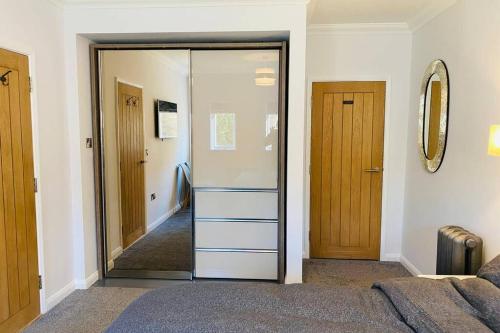 Picture of Luxury Apartment-Golden Triangle, Parking & Garden