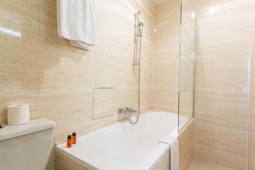 Hotel Amiraute - image 12