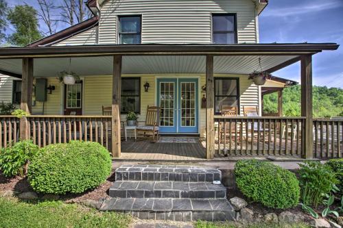 Spacious Faber Home with Yard, Steps to Winery! Spacious Faber Home with Yard, Steps to Winery!