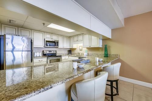 Watercrest #1206 by Book That Condo - image 2