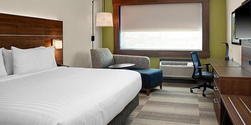 Holiday Inn Express & Suites - Houston NW - Cypress Grand Pky, an IHG Hotel