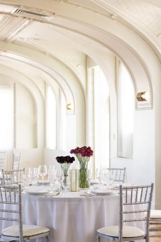 298596276 Kimpton Cottonwood Hotel by IHG