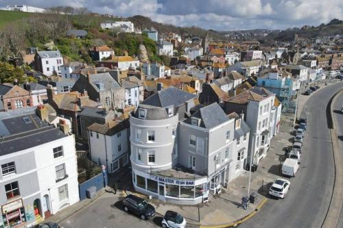 master accommodation suite 11 sea view Hastings