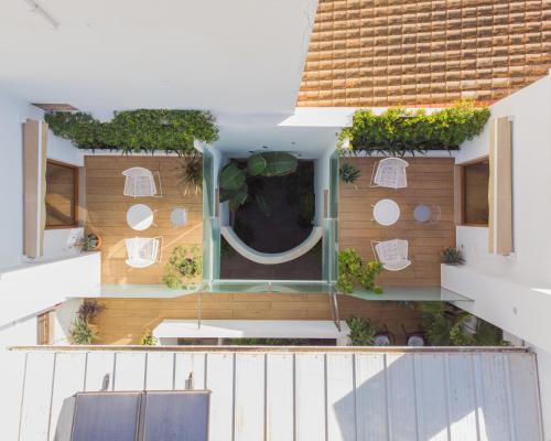 Barracart Apartments - image 7