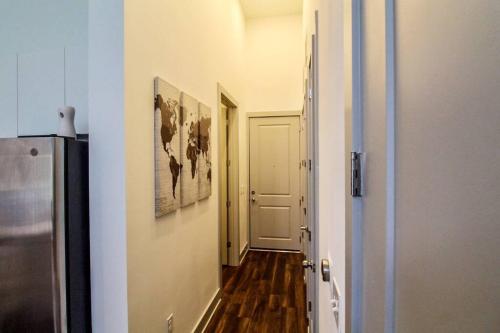The Beltline Escape 10 Star Location Queen Bed Pkg