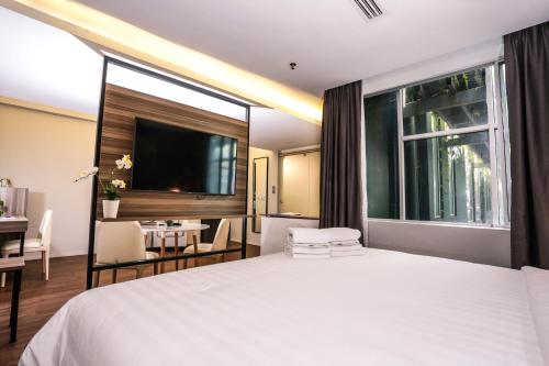 room detail thumbnail 0