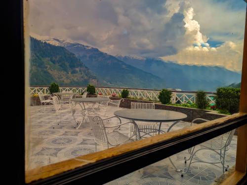 Terraza/balcón, Hotel Mountain Top in Manali