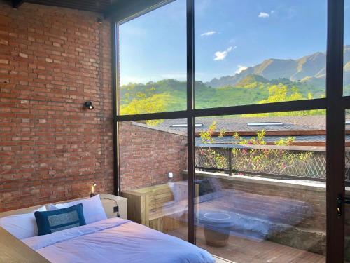 298621433 Brickyard Retreat at Mutianyu Great Wall Adjoin to Mutianyu Great Wall - Room with the View of Great Wall - Free Chinese massage experience - Vehicle Shuttle Service - International Catering - SPA& Nail Beauty Facilities