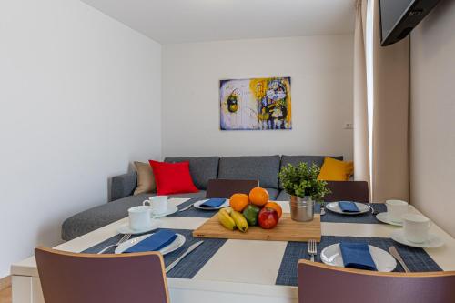 Apartments Dolac - image 12