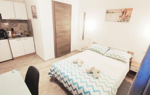 Apartments close to sandy beach 5