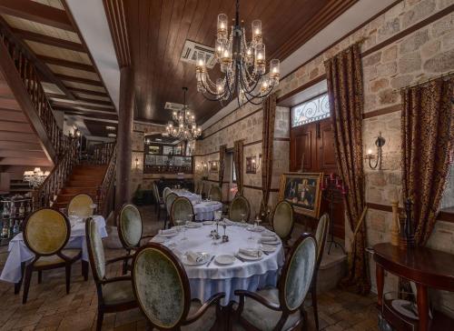 Tuvana Hotel - image 4