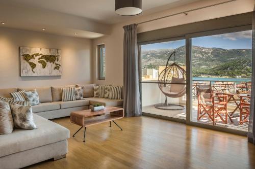 Grand View Maisonette 