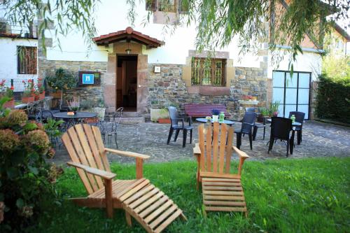  Hostal Rural Donamariako Benta, Donamaría bei Lacunza