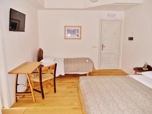 Book the Triple Room Triple Room