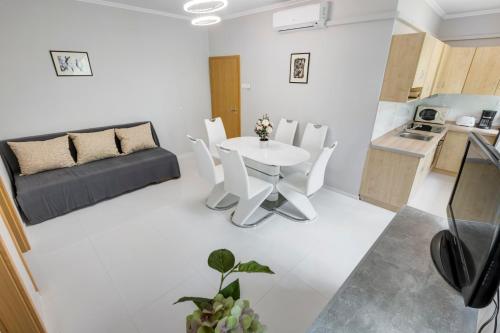 Fonyód Beach Apartment - image 9