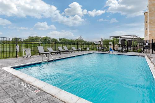 Swimming pool, Staybridge Suites Dallas Grand Prairie in Grand Prairie