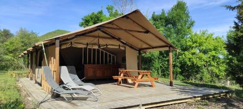 Camping des vignes - Hotel - Dun