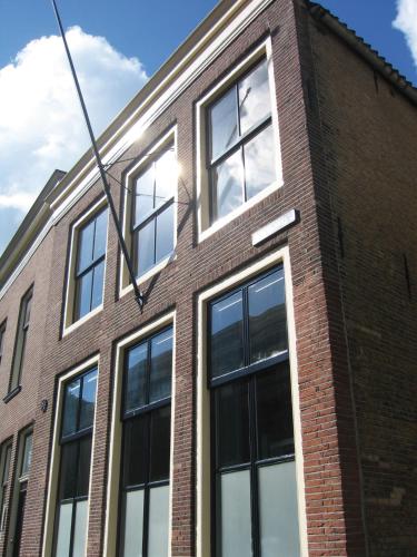 B&B De Kamer Hiernaast - image 10