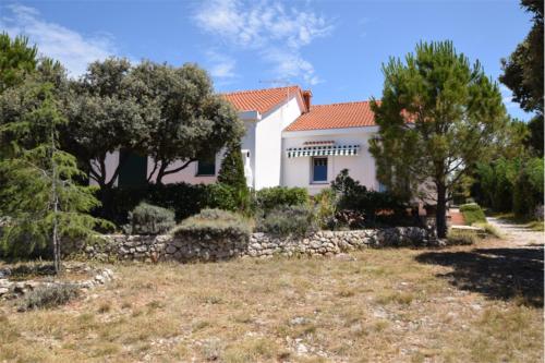 House Movica - image 4