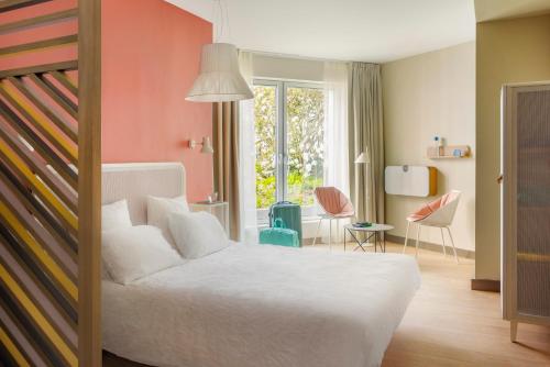 Guestroom, OKKO Hotels Lille Centre in Lille City Center