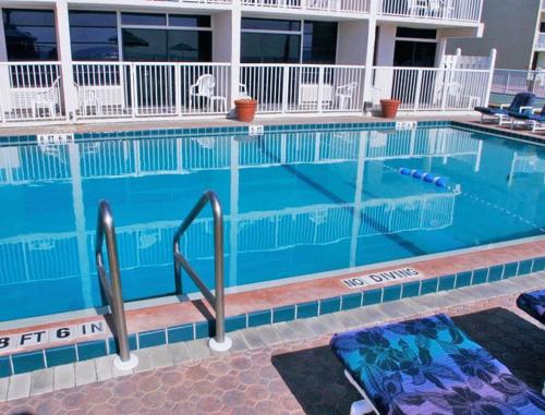 Fun Getaway in Daytona Beach's Oceanfront Resort - 1Bedroom Condo #1 - image 8