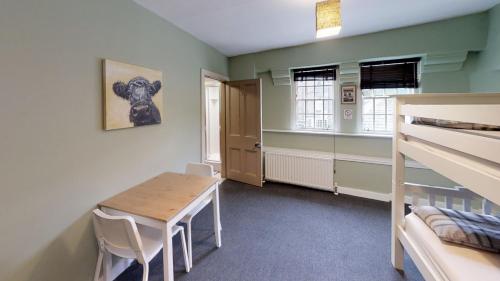 Bed in 4-Bed Mixed Dormitory Room