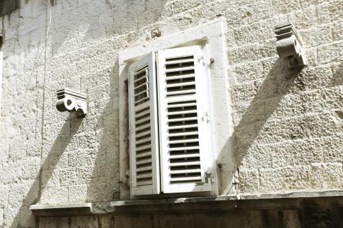 Palace Wall Residences 5