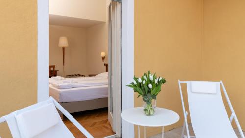 1 queen bed
