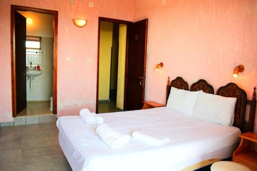 Rizos Veranda - Rooms and Restaurant - image 6