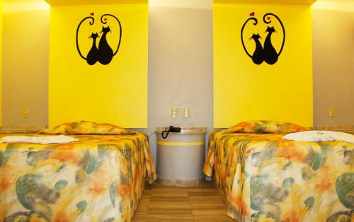 Hotel Love - image 8