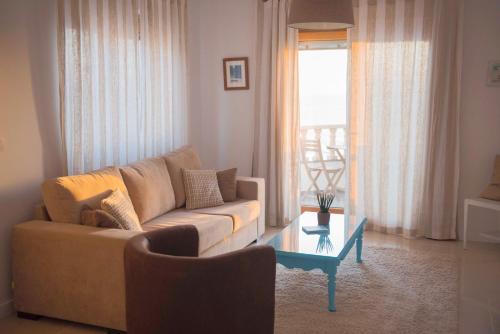 Laneez Ericeira Surf House - image 8