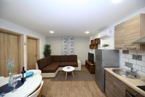 Apartmani Dvor Betina