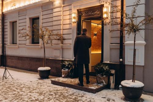 298742794 Kulikovskiy hotel
