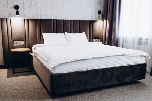298744905 Kulikovskiy hotel