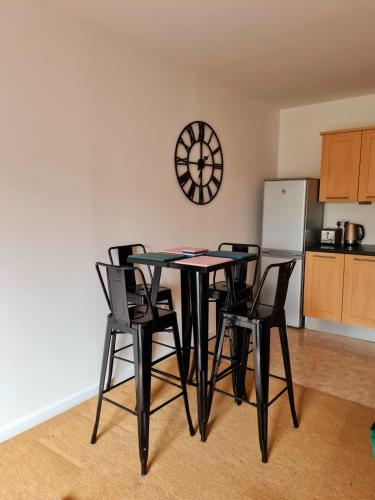 Picture of Emerald Blossom-Central Warrington, Luxurious Yet Homely, Wifi, Secure Parking