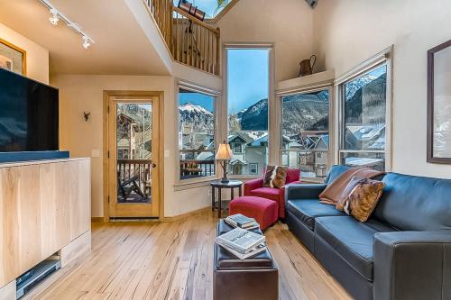 Cornet Creek 101 - Cornet Ski House in Telluride, USA