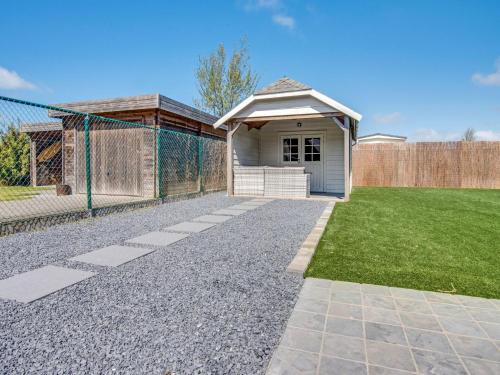 Modern Holiday Home in De Haan with Garden - image 6