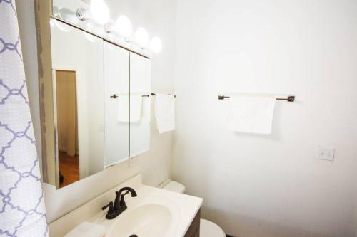 Luxe duplex Town house 10 min from Downtown Chicago