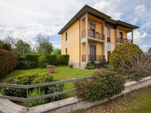 Pleasant holiday home with garden in Mugello on the outskirts of Florence