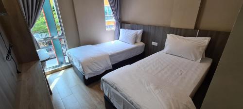 Zitro Hotel – Port Dickson, LA