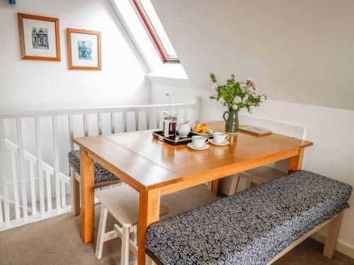 19 Honicombe Park - image 7