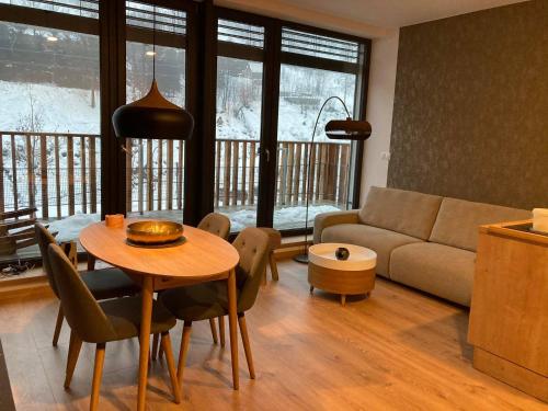 Apartmán T5 Herlíkovice (Apartman T5 Herlikovice) in Za Rekou