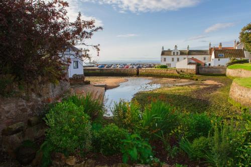 沙灘, 白可酒店 (The Bank) in 安斯特拉瑟