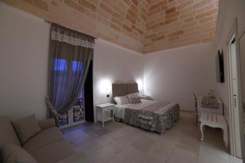 Guestroom, PLAZACARRISI HOTEL & SPA in Cellino San Marco
